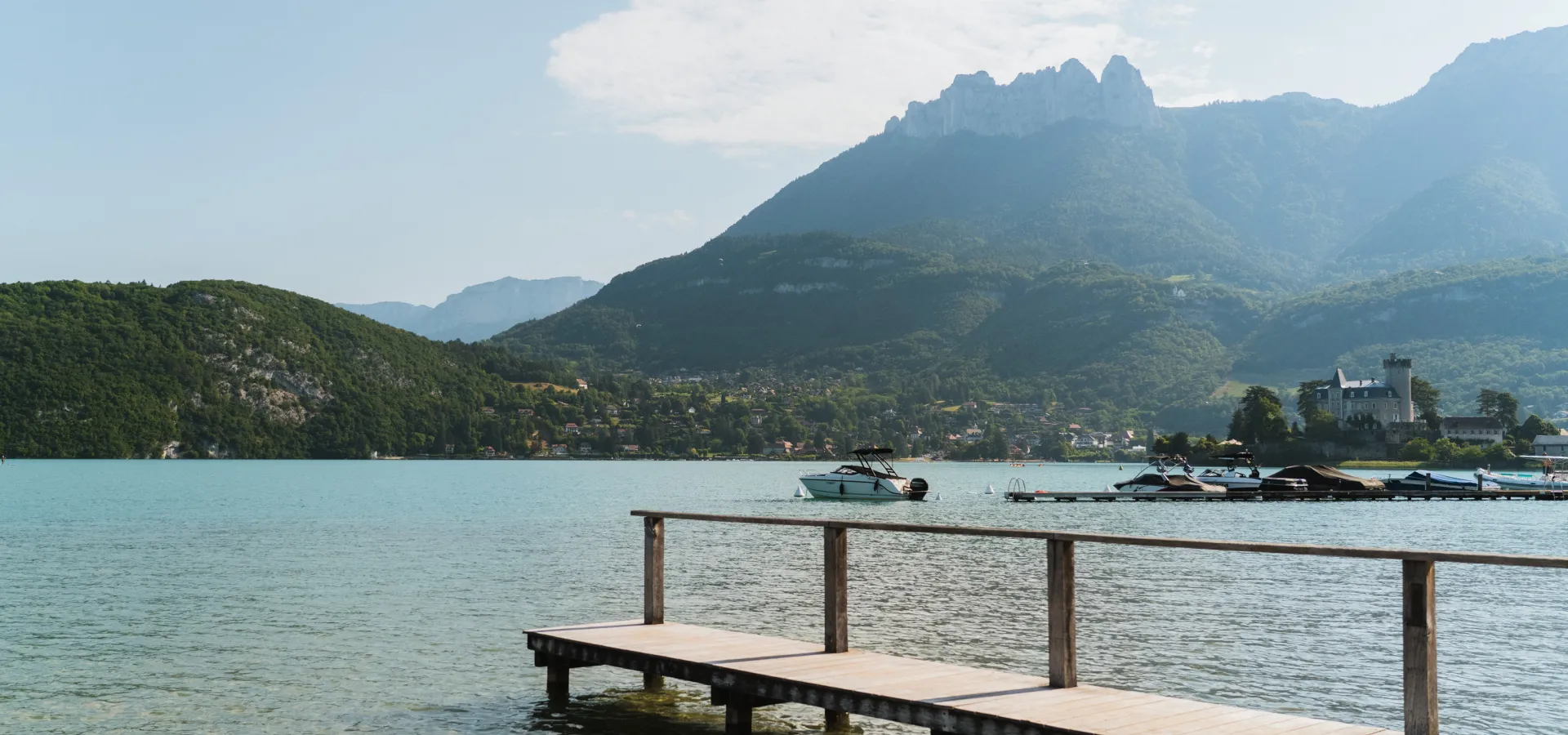 Un hiver au bord du lac d'Annecy : ski, marchés de Noël et bord de l'eau à Duingt 