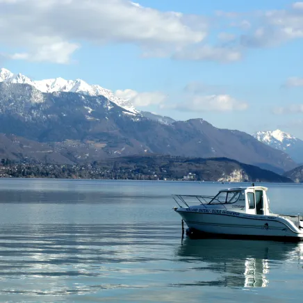 Le Lac d'Annecy l'hiver 