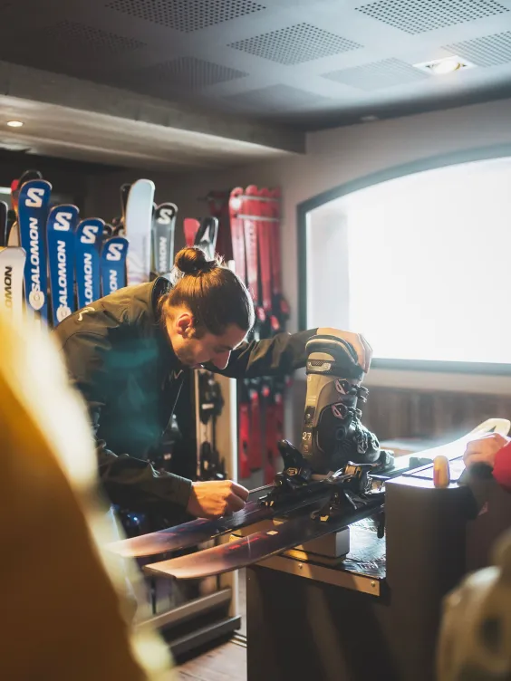 Oxalys Val Thorens skishop